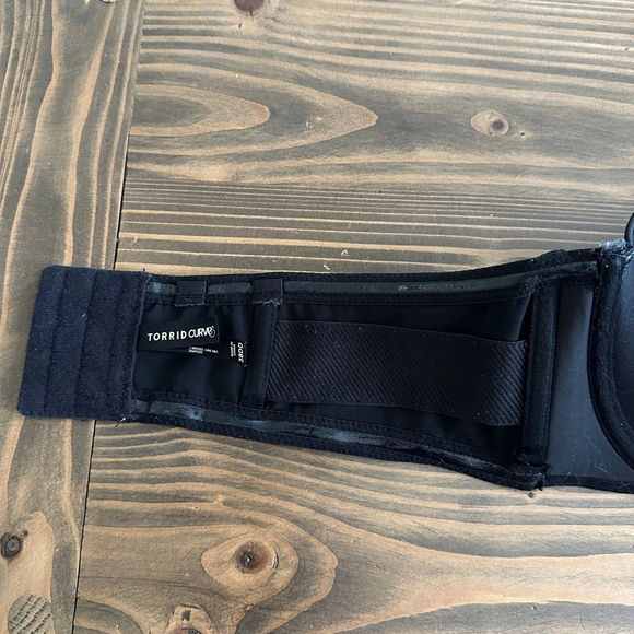 Women's Torrid Curve Black Strapless Push-Up Bra 38DD Lace Trim Silicone Grip - Picture 7 of 8